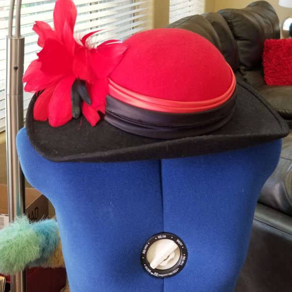 🌹Vintage Miss Bierner 100% Wool Hat GORGEOUS